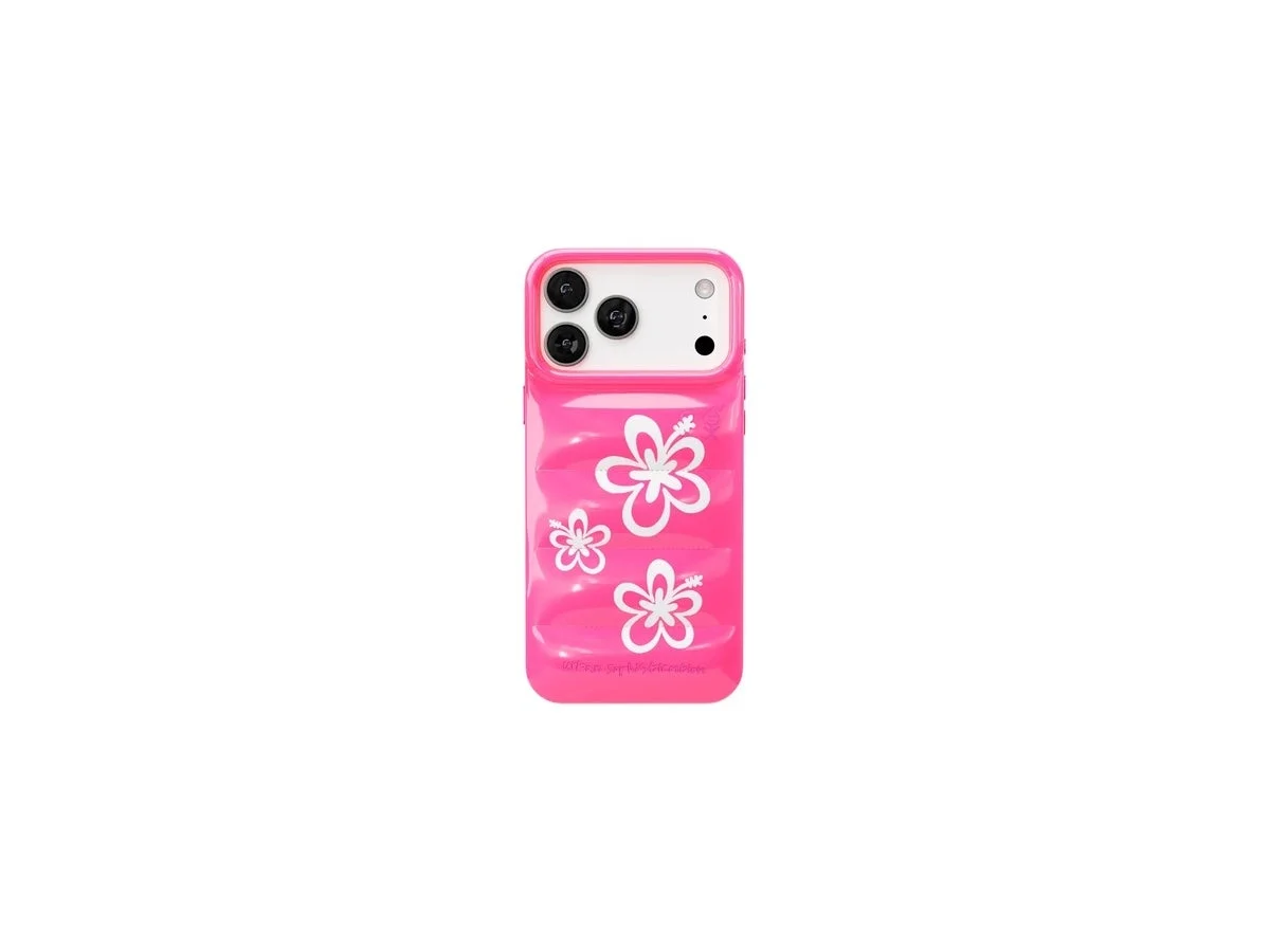 白いハイビスカスが3つデザインされた鮮やかなピンク色のiPhoneケース