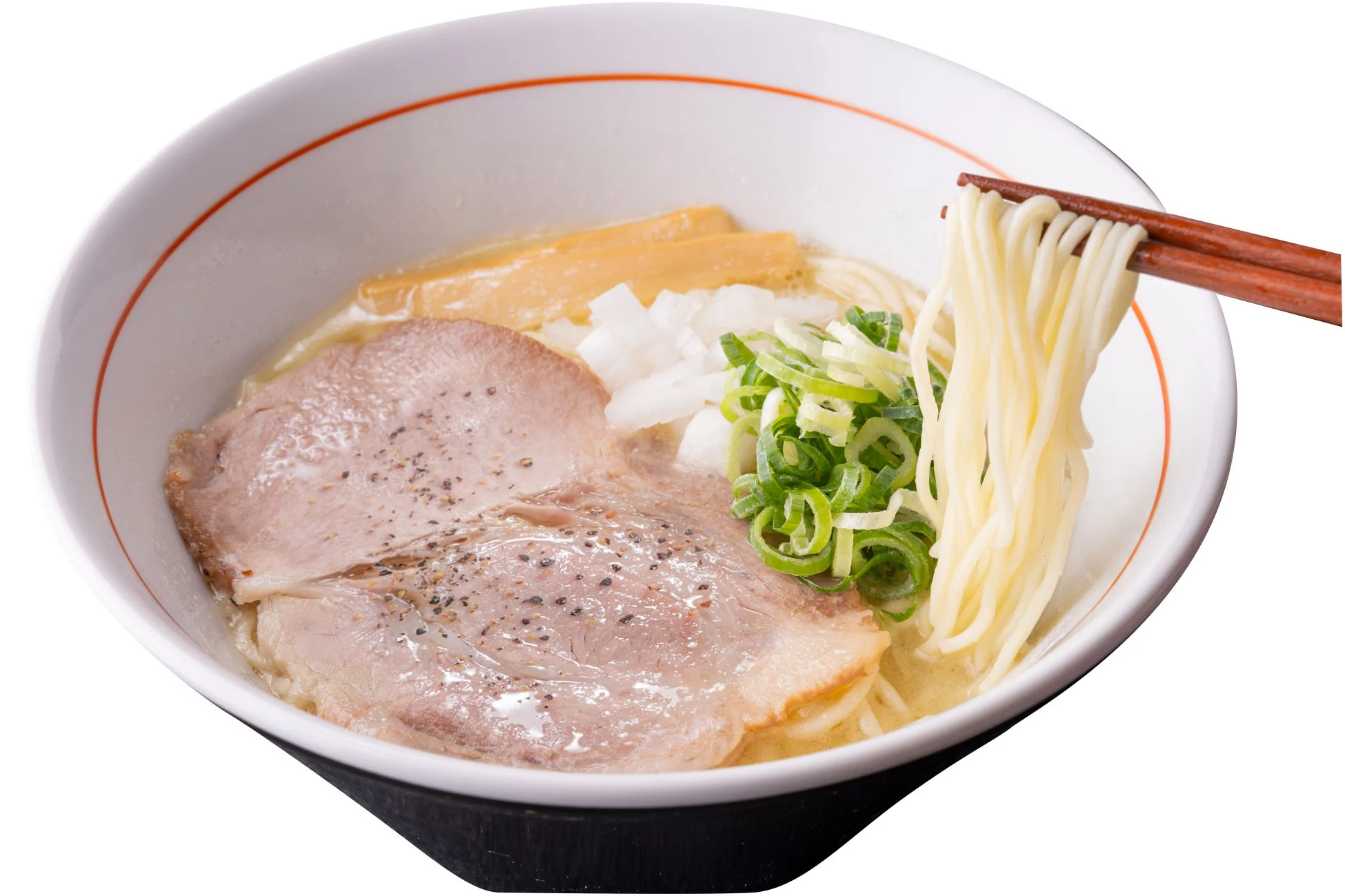 麺を持ち上げたラーメン