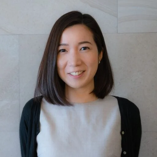 山本 理恵 氏