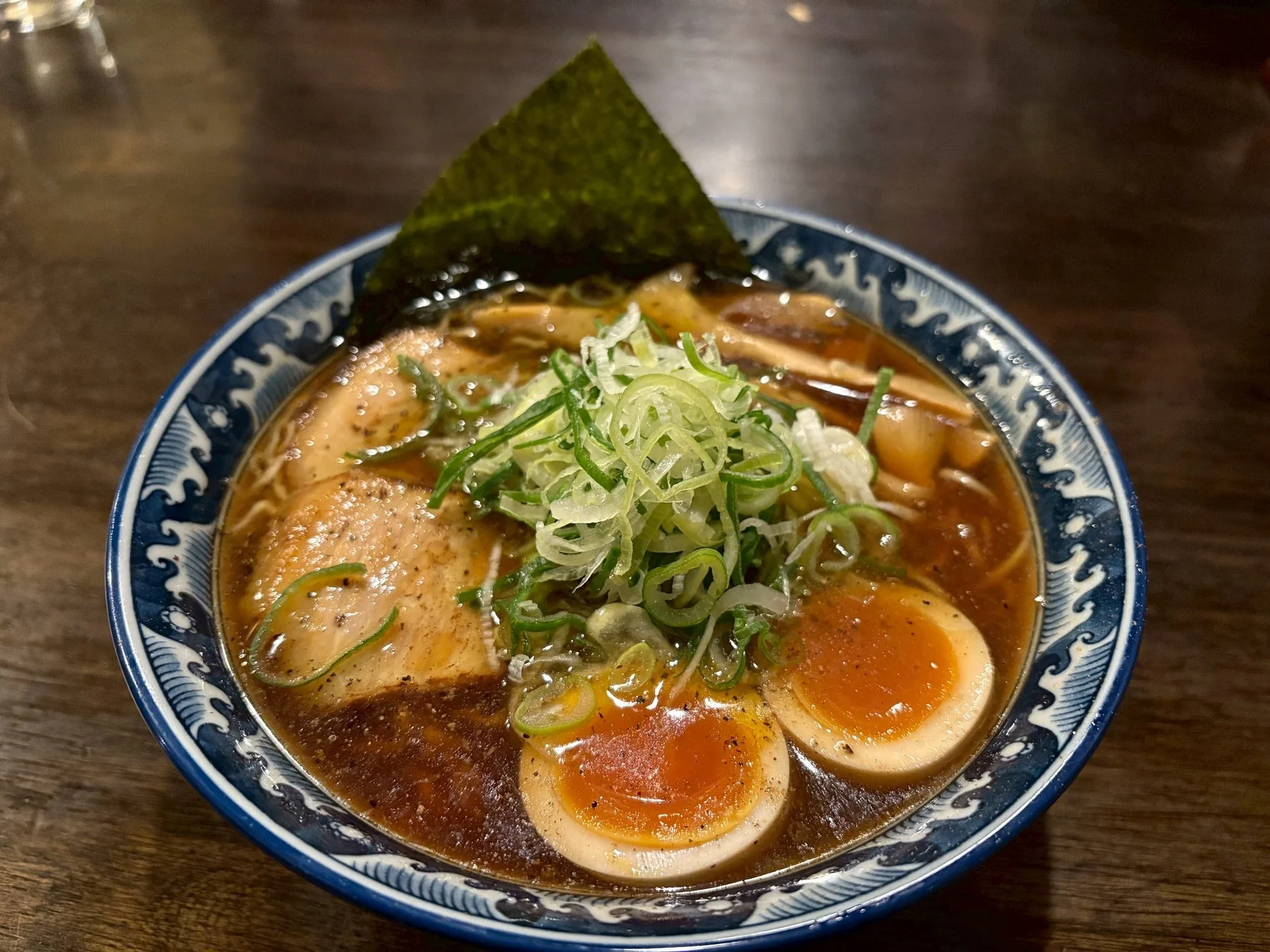麺屋しらかわのラーメン