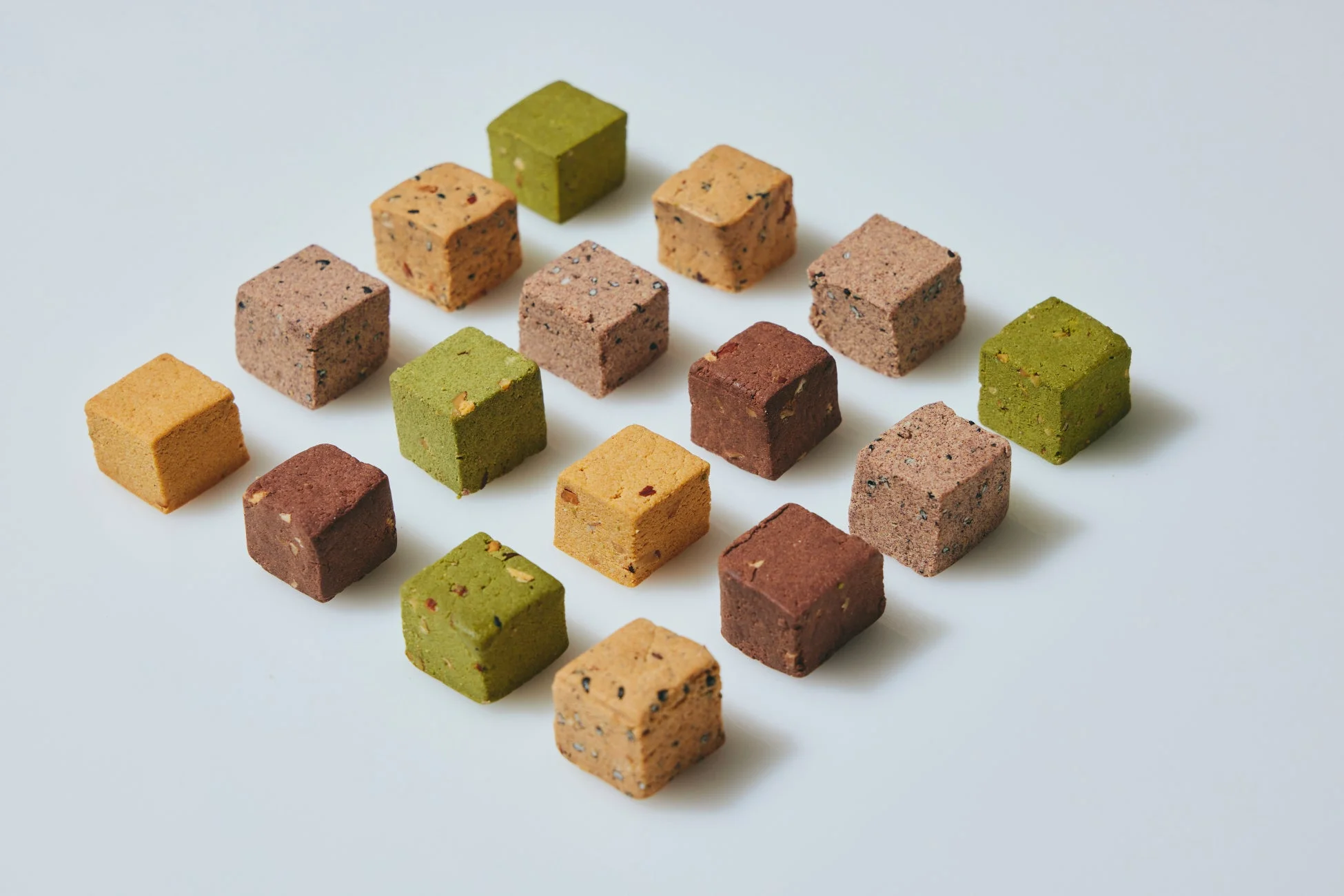 キューブ型のお菓子