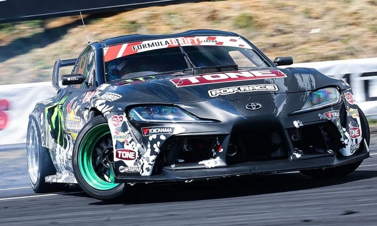 ドリフト、レーシングカー、トヨタ、スープラ、モータースポーツ、レース、スポーツカー、スモーク、サーキット、カスタムカー