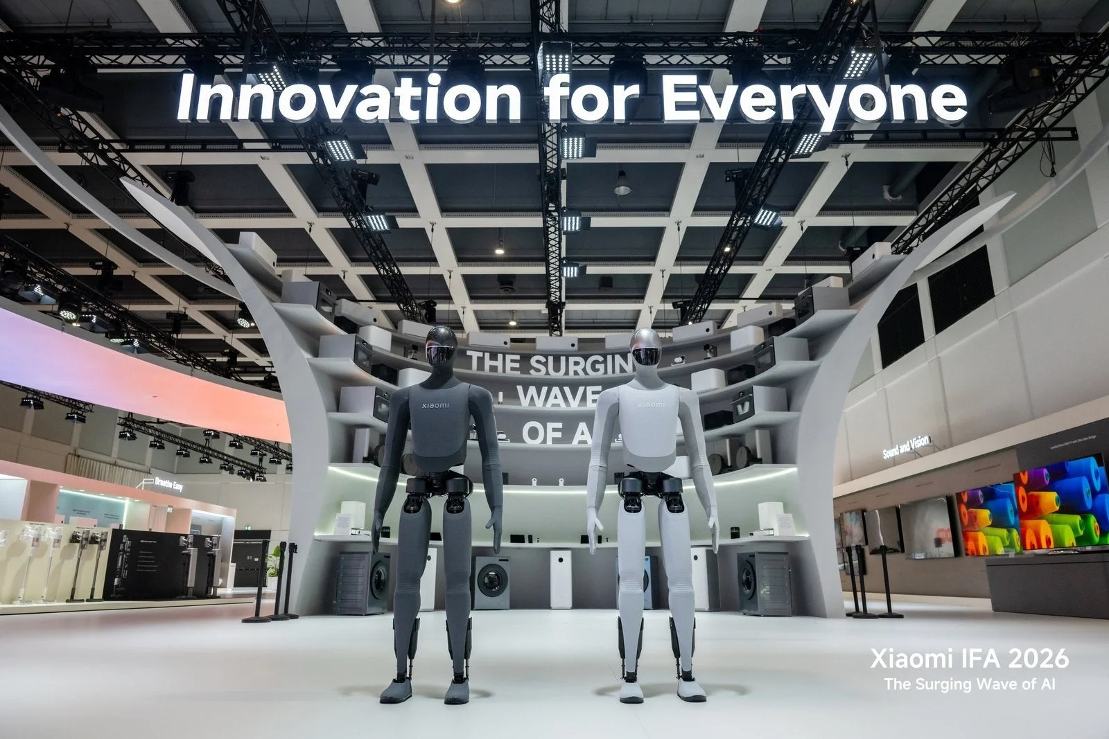 Xiaomi展示ブースのヒューマノイドロボット