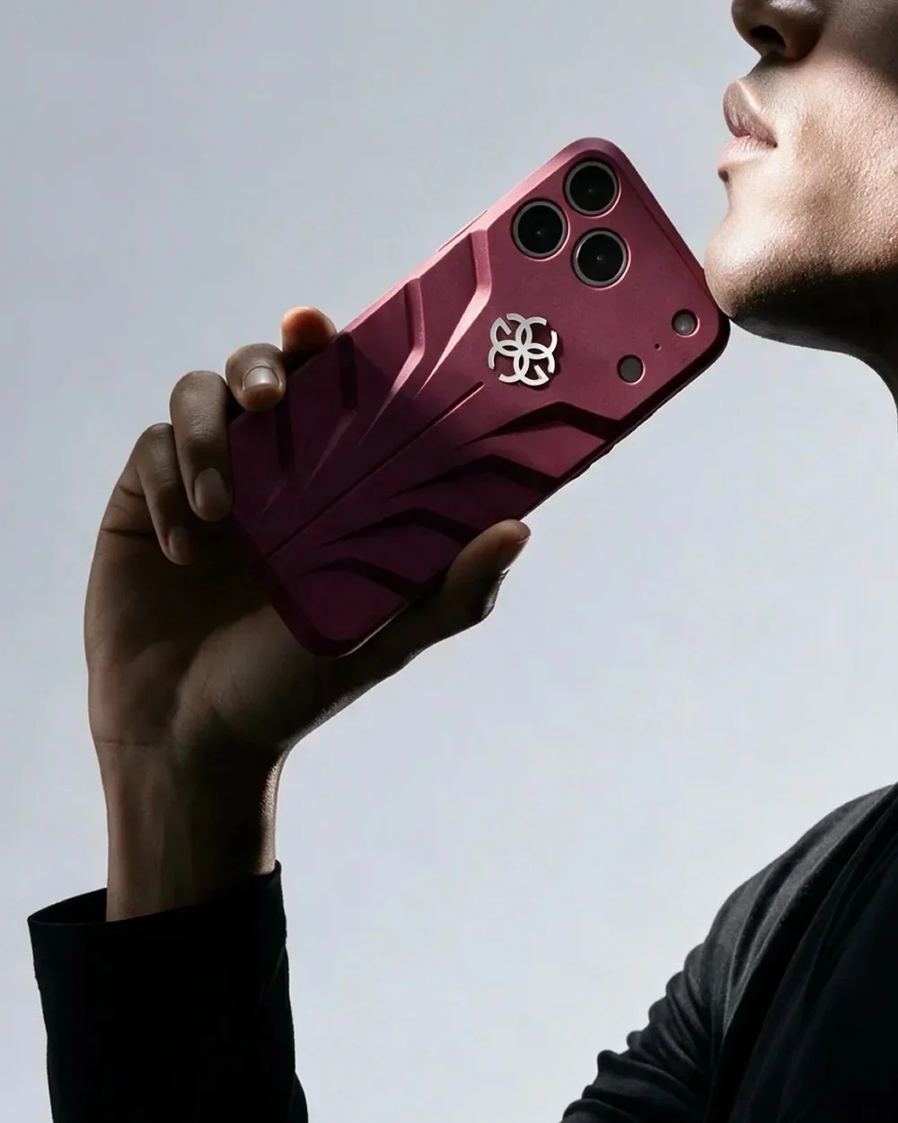 ピンクのレーシングスポーツマグネティックシールド