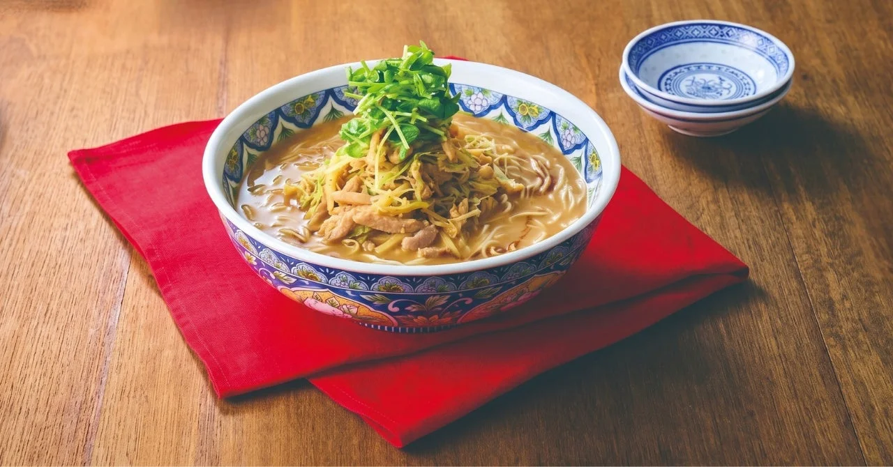 黒酢鶏白湯麺