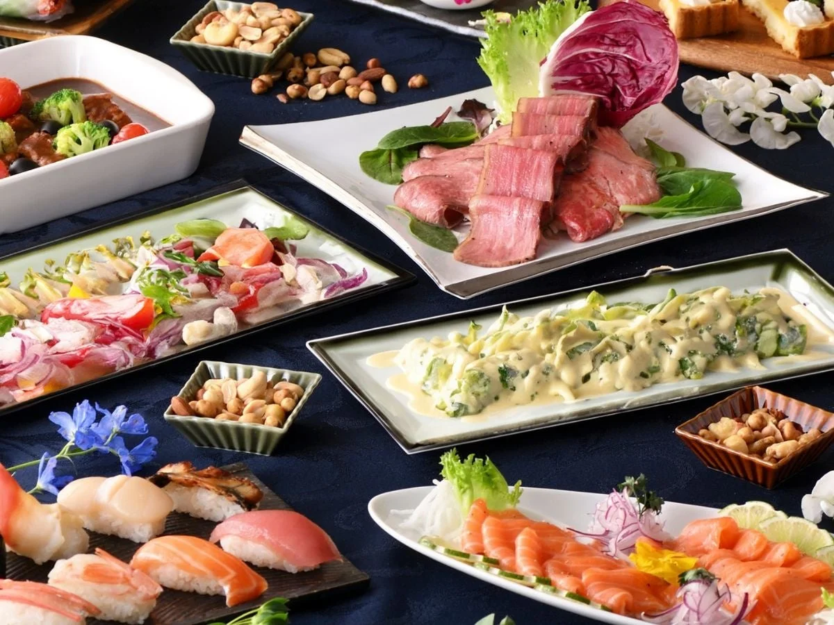 豪華なビュッフェ料理
