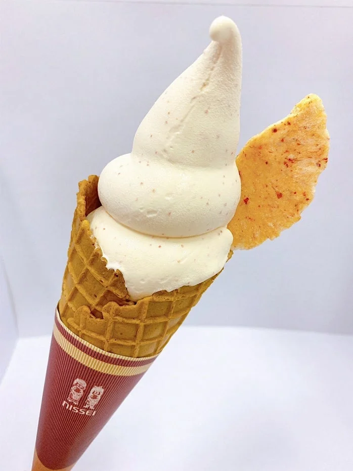 ソフトクリーム アイスクリーム コーン ワッフルコーン デザート スイーツ 甘い お菓子 食べ物 冷たい 日世 スナック菓子