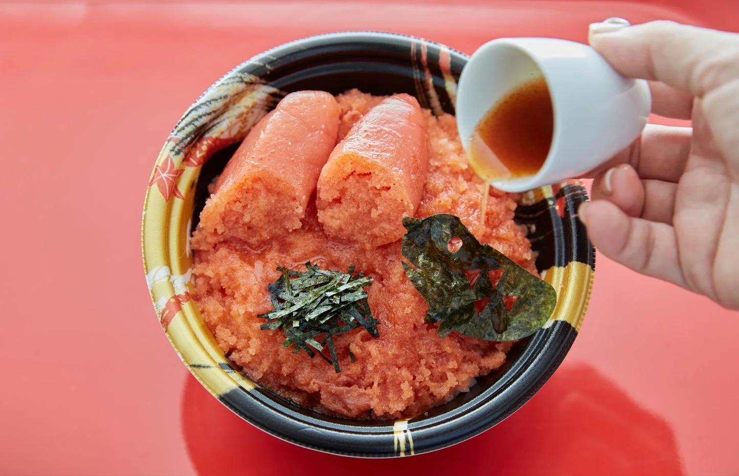 明太子 丼 和食 海鮮 魚卵 ご飯 のり 食事 ソース テイクアウト 辛い 料理